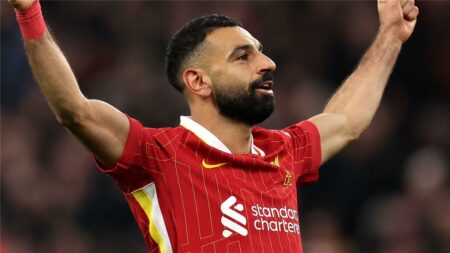 لاعب مانشستر يونايتد: محمد صلاح من أصعب الخصوم الذين واجهتهم لاعب مانشستر يونايتد: محمد صلاح من أصعب الخصوم الذين واجهتهم