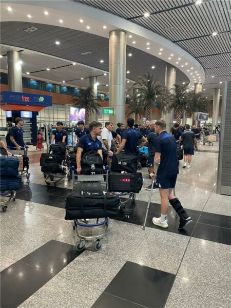 بعثة أوكلاند سيتي تصل القاهرة لمواجهة بيراميدز في كأس إنتركونتيننتال بعثة أوكلاند سيتي تصل القاهرة لمواجهة بيراميدز في كأس إنتركونتيننتال