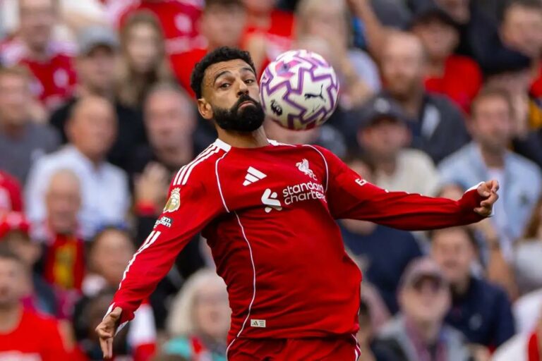 محمد صلاح يستهدف إنجازين مميزين في مباراة ليفربول وبيرنلي