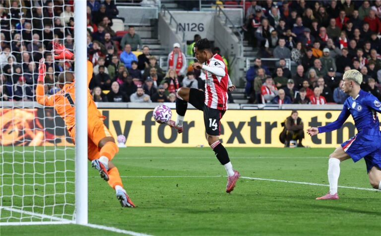 بأقدام البديل.. برينتفورد يقتنص تعادلاً قاتلاً أمام تشيلسي في الدوري الإنجليزي