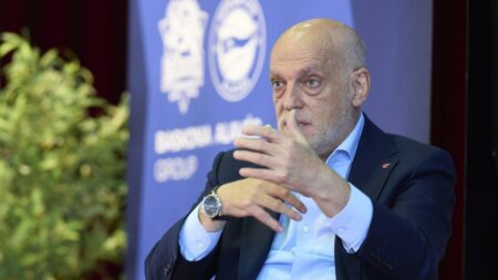 تيباس: ريال مدريد يُقدم معلومات تخدم مصلحته ولم أجد أحدًا يؤيد روايتهم عن التحكيم تيباس: ريال مدريد يُقدم معلومات تخدم مصلحته ولم أجد أحدًا يؤيد روايتهم عن التحكيم