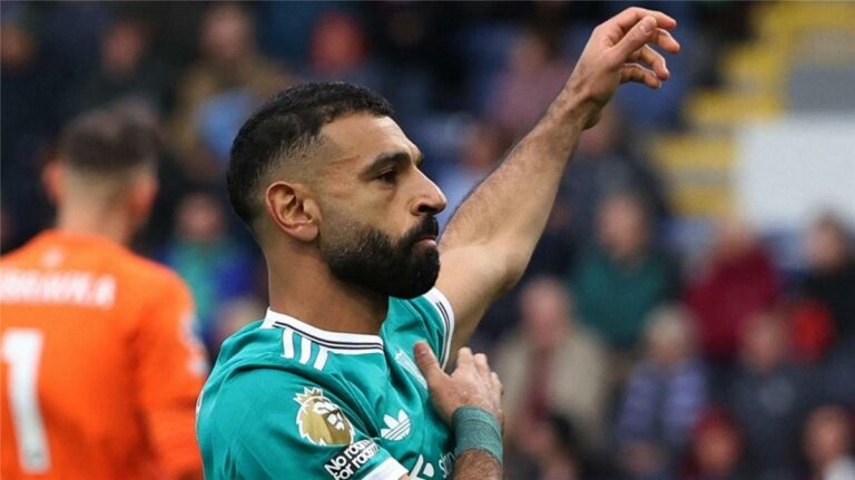 بافليوتشينكو: الاتحاد الإنجليزي لا يستطيع منع محمد صلاح المذهل من اللعب في روسيا