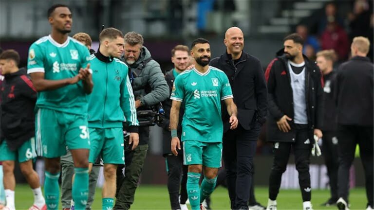 محمد صلاح يوجه رسالة بشأن صفقات ليفربول بعد الفوز على بيرنلي محمد صلاح يوجه رسالة بشأن صفقات ليفربول بعد الفوز على بيرنلي