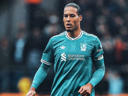 فان دايك: محمد صلاح من الطراز العالمي.. وهذا هو مفتاح الفوز على بيرنلي فان دايك: محمد صلاح من الطراز العالمي.. وهذا هو مفتاح الفوز على بيرنلي