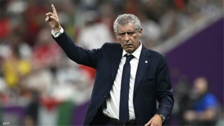 تقارير تكشف موقف سانتوس من عرض تدريب الأهلي