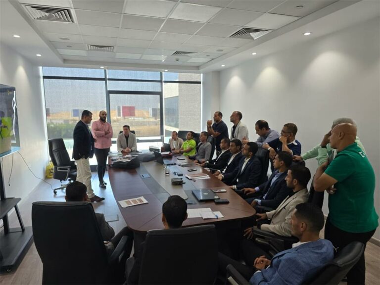 أوسكار رويز يتوجه بطلب إلى حكام الدوري المصري