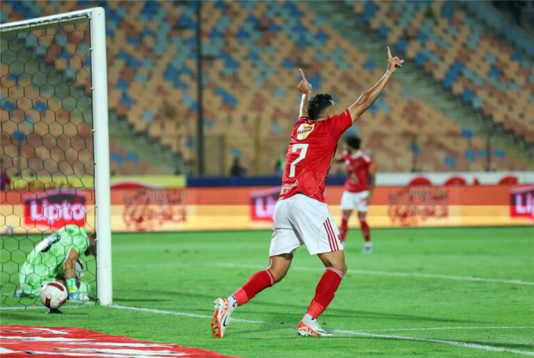 سيد معوض: لاعب الأهلي غلبان.. ويجب الفوز بالثلاث مباريات القادمة