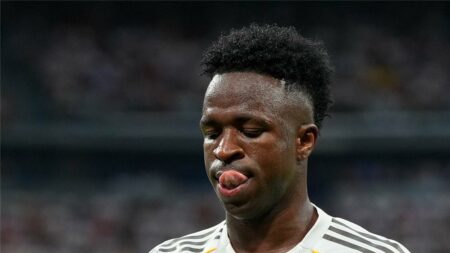 بسبب ألونسو.. فينيسيوس جونيور يثير فوضى جديدة في ريال مدريد