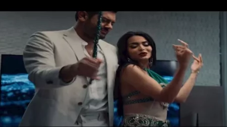 بسبب رقصها في"السلم والثعبان 2".. أسماء جلال تتصدر التريند