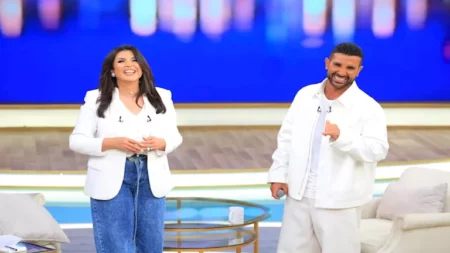 أحمد سعد بـ “المونوكروم الأبيض” في أحدث إطلالاته