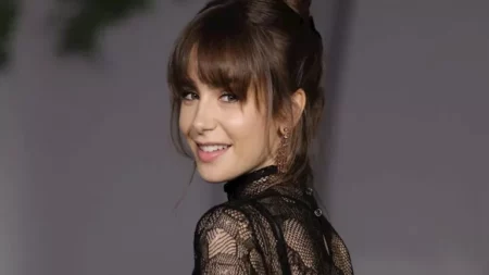 عارضة أزياء عالمية تثير الجدل بخصرها النحيل (صور) عارضة أزياء عالمية تثير الجدل بخصرها النحيل (صور)