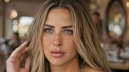 بإطلالة هادئة.. ريم مصطفى تخطف الأنظار والجمهور يغازلها بإطلالة هادئة.. ريم مصطفى تخطف الأنظار والجمهور يغازلها