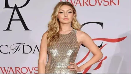 جمالها رهيب.. 10 صور لأجمل إطلالات عارضة الأزياء جيجي حديد