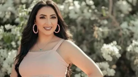 آية عبدالله تحيي الليلة الخامسة لـ "صيف قطاع المسرح" بساحة الهناجر