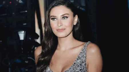 ندى كوسا ملكة جمال لبنان بإطلالة جريئة وملفتة