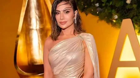 إطلالة ساحرة لـ صبا مبارك.. ما سر اللوك؟ إطلالة ساحرة لـ صبا مبارك.. ما سر اللوك؟