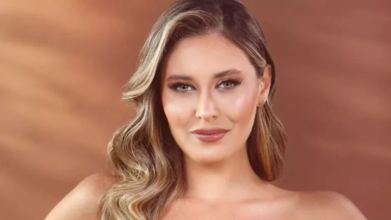 خطفت الأنظار بـ الأبيض.. ملكة جمال لبنان بإطلالة ساحرة خطفت الأنظار بـ الأبيض.. ملكة جمال لبنان بإطلالة ساحرة