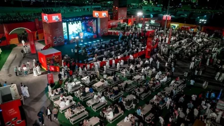 صور.. حضور جماهيري كبير لحفل ديف شابيل ضمن مهرجان الرياض للكوميديا