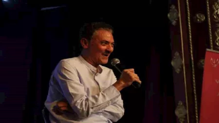 فتحي عبدالوهاب يشرح الفرق بين المنهجين الأنثوي والذكوري في "ماستر كلاس" عن فن التمثيل