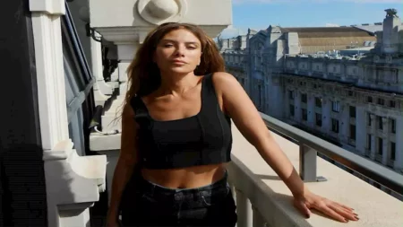 صبا مبارك تتألق بإطلالة كاجول.. وهذا سر اللوك؟