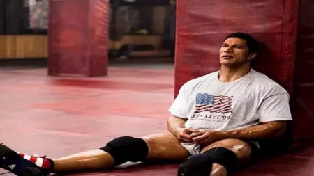 إشادات كبيرة بأداء "ذا روك" في مهرجان فينيسيا وتوقعات بترشحه للأوسكار لأول مرة