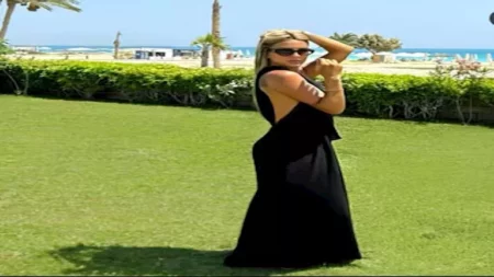 بصيحة الظهر المكشوف.. إطلالة ريم مصطفي في أحدث ظهور بصيحة الظهر المكشوف.. إطلالة ريم مصطفي في أحدث ظهور