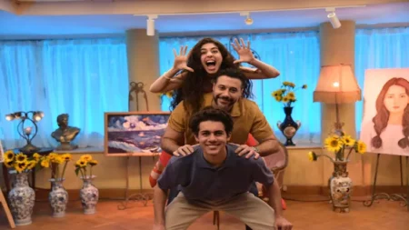 وضع اللمسات الأخيرة على "ولنا في الخيال.. حب؟" قبل طرحه بدور العرض