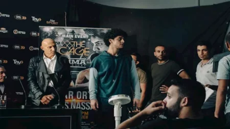 بعد تصدره "الأعلى مشاهدة" على "شاهد".. صُناع "5 جولات" ينشرون صورا جديدة بعد تصدره "الأعلى مشاهدة" على "شاهد".. صُناع "5 جولات" ينشرون صورا جديدة