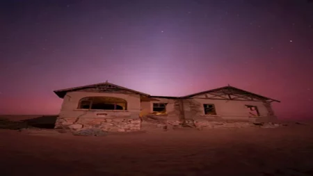 7 صور من قرية الأشباح المختبئة في رمال أفريقيا