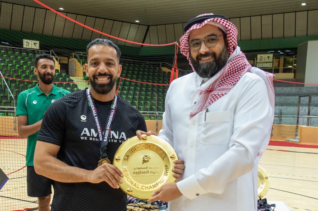 نادي الشباب يتوج ببطولة منطقة الرياض لكرة المناورة 3 نادي الشباب يتوج ببطولة منطقة الرياض لكرة المناورة