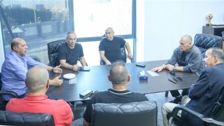 اتحاد الكرة يناقش مع التوأم استعدادات معسكر نوفمبر