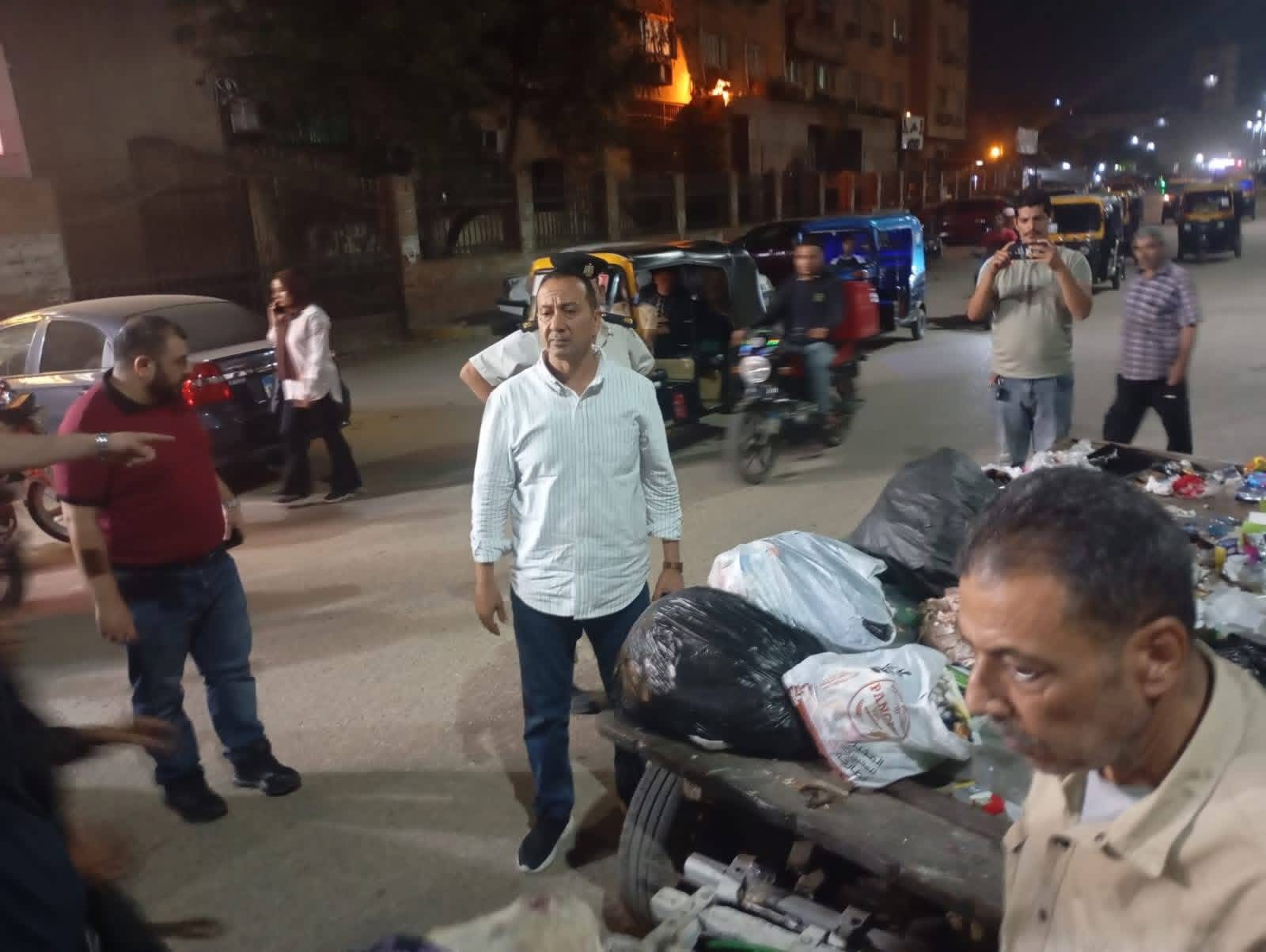 محافظة الجيزة تواصل حملاتها الليلية علي “الفريزة والعربات الكارو”