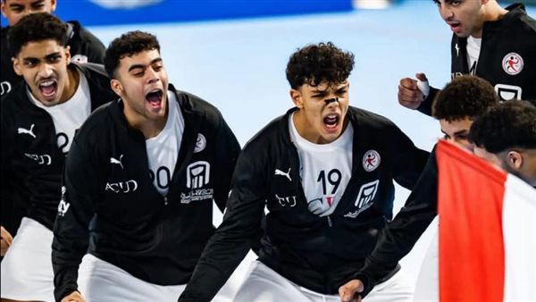 وزير الشباب يهنئ منتخب مصر لكرة اليد للناشئين بعد تأهله لنهائي كأس العالم وزير الشباب يهنئ منتخب مصر لكرة اليد للناشئين بعد تأهله لنهائي كأس العالم