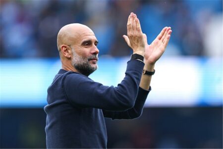 جوارديولا يشيد بثنائي مانشستر سيتي بعد الفوز ضد بيرنلي بخماسية