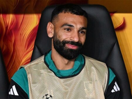 المرشحون لجائزة لاعب شهر سبتمبر في الدوري الإنجليزي.. موقف محمد صلاح
