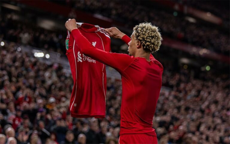 إيكتيكي: كنت لاعبًا نائمًا في الماضي.. وأتمنى الفوز بهذه البطولة مع ليفربول