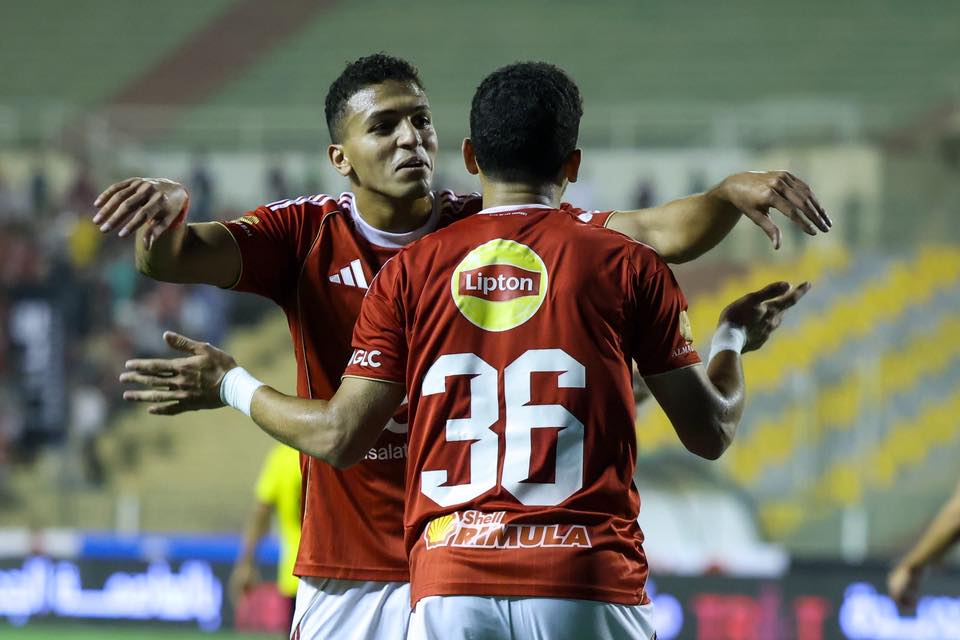 وليد صلاح الدين ينهي ازمة ياسر إبراهيم مع المراقب