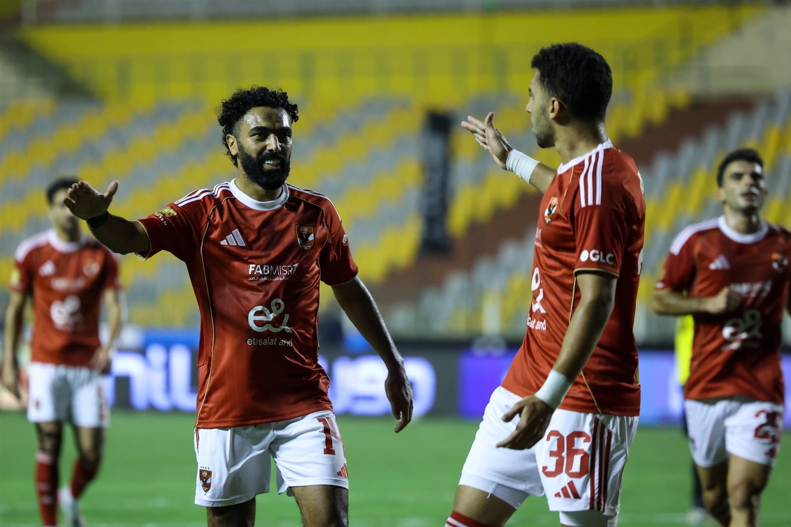 وليد صلاح الدين ينهي ازمة ياسر إبراهيم مع المراقب