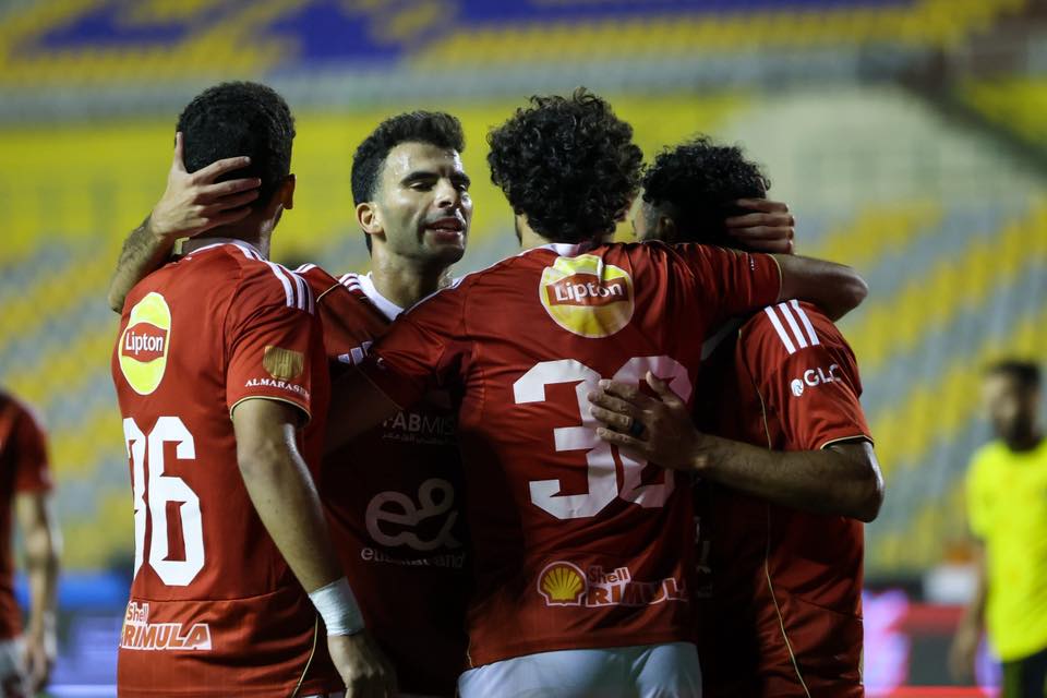 وليد صلاح الدين ينهي ازمة ياسر إبراهيم مع المراقب