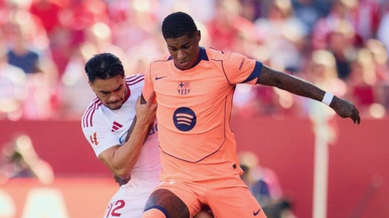 سبورت توضح إصابة راشفورد في مباراة برشلونة وإشبيلية