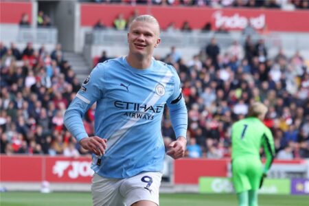 هالاند عن منافسة هاري كين على الحذاء الذهبي الأوروبي: لا تنسوا لاعبًا آخر هالاند عن منافسة هاري كين على الحذاء الذهبي الأوروبي: لا تنسوا لاعبًا آخر