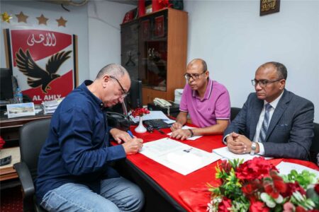 بوجود قائمة الخطيب كاملة.. مجلس الأهلي يعتمد أوراق المرشحين في انتخابات النادي