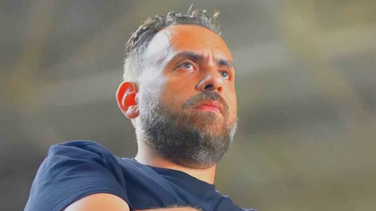 الزمالك يوضح حقيقة رحيل جون إدوارد بعد تراجع النتائج