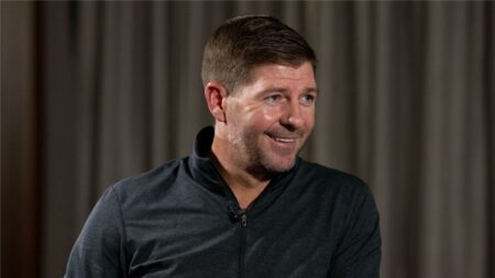 جيرارد ينتقد أحد الراحلين عن ليفربول: تصرفه مخاطرة.. ولم أكن لأفعل مثله جيرارد ينتقد أحد الراحلين عن ليفربول: تصرفه مخاطرة.. ولم أكن لأفعل مثله