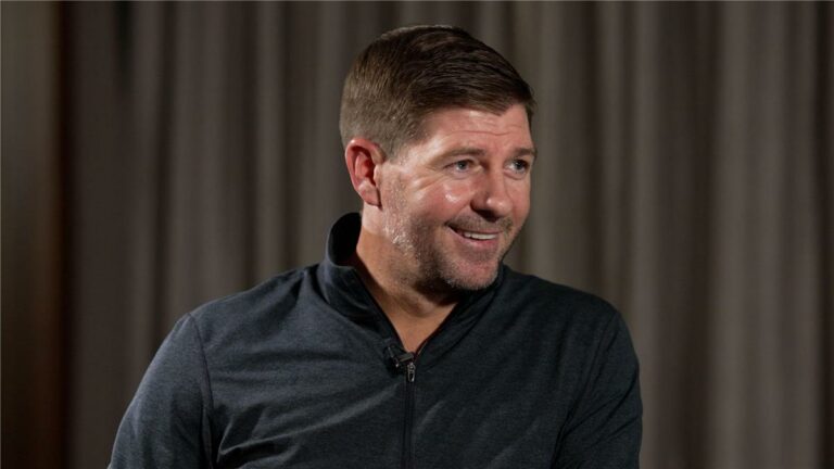 جيرارد ينتقد أحد الراحلين عن ليفربول: تصرفه مخاطرة.. ولم أكن لأفعل مثله