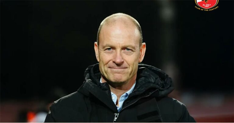 الأهلي يعلن تفاصيل الجهاز المعاون لـ ياس سوروب.. وموعد وصوله