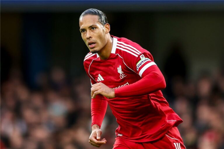 لاعب ريال مدريد يفجر غضب فان دايك بعد هزيمة ليفربول أمام تشيلسي