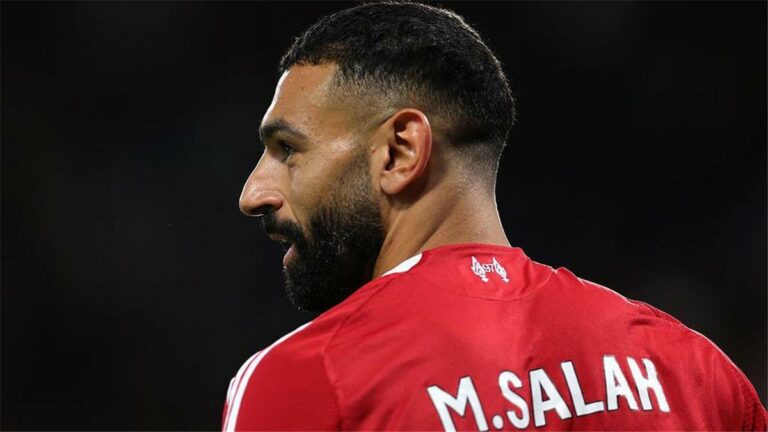 تروي ديني منتقدًا محمد صلاح: لم يلعب بشكل جيد أيضًا الموسم الماضي