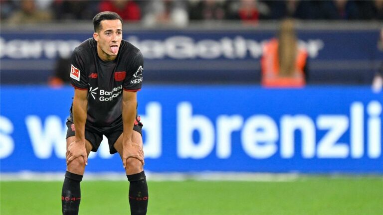 فاسكيز: فينيسيوس لم ينصت لنا.. وفضلت الانتقال إلى ليفركوزن على عروض السعودية