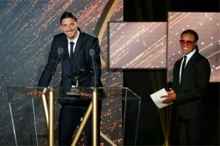 إبراهيموفيتش: فضلت لاعبًا آخر للفوز بالكرة الذهبية على عثمان ديمبلي